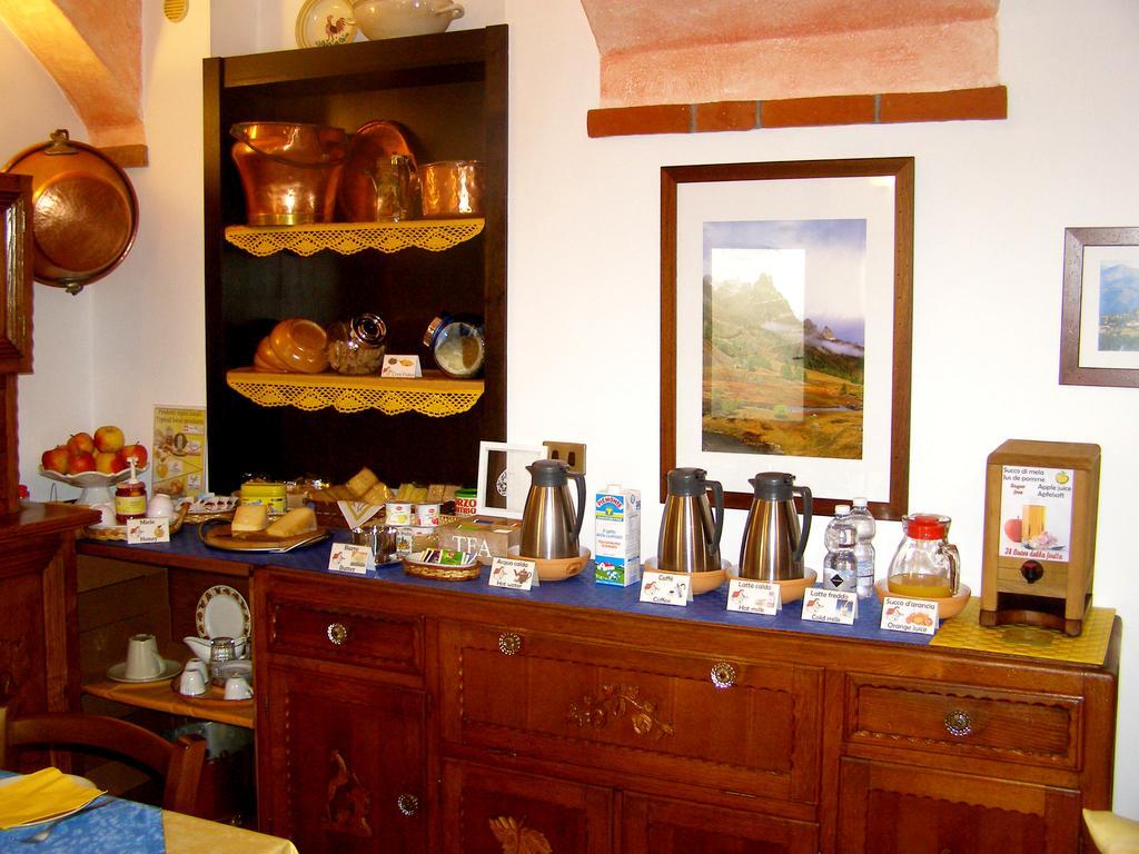 L'Antico Borgo Rooms Rental Caprie Kültér fotó