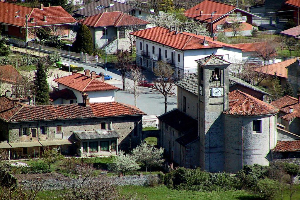 L'Antico Borgo Rooms Rental Caprie Kültér fotó